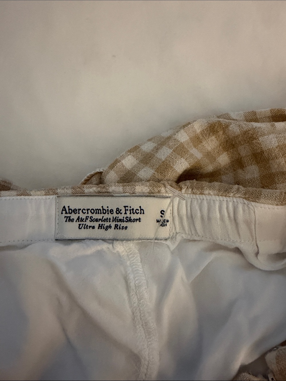 Abercrombie & Fitch Beige and White Gingham Mini Skirt - Picture 6 of 7